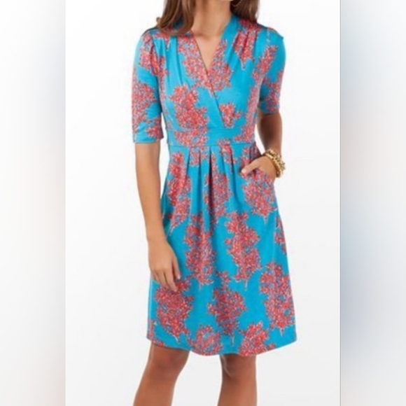 Lilly Pulitzer Dresses & Skirts - Lilly Pulitzer Vibrant Coral Blue Midi Dress Size Small EUC PTP 29 Length 35